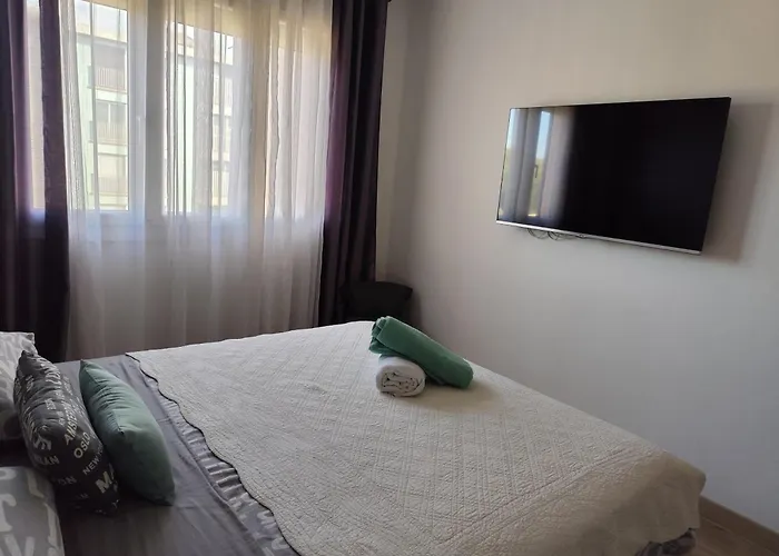 Le Balcon De La Basse Centre De * Perpignan